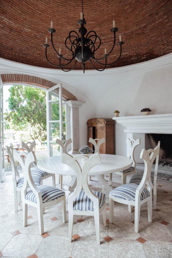 Villa Bokeh Relais & Chateaux Antigua Bagian luar foto
